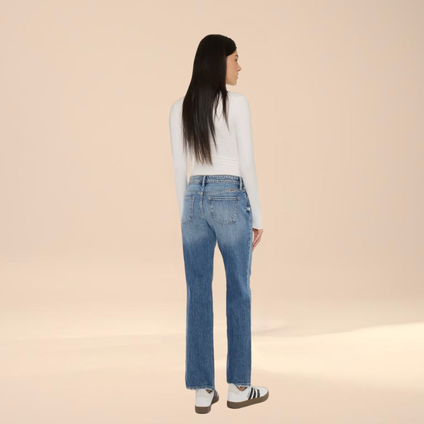 KC21 Straight Jeans